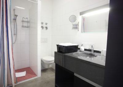 Duschbad Ferienwohnung in Köln